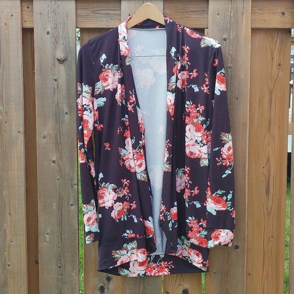 ROMANTIC Women's Open Front Cardigan Size Medium Floral Open Front Cardi…